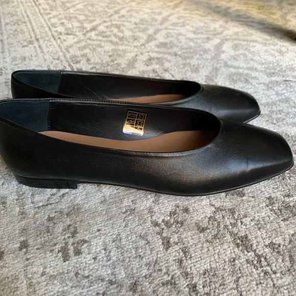 New, leather flats/ ballet flats. Size 7 - Picture 4 of 5